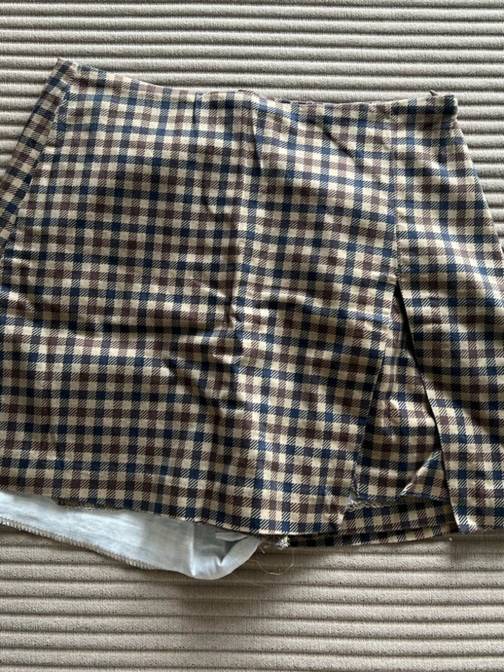 Zara Plaid Mini Skirt – Size XS